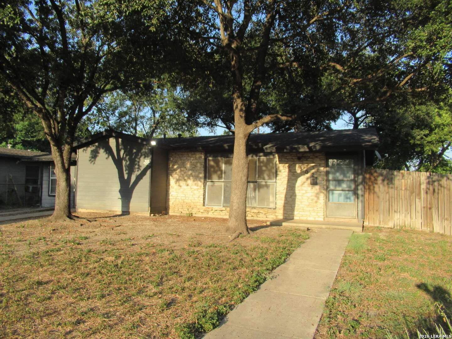 702 Longleaf Street — photo