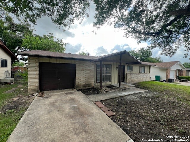 402 Michelle Drive — photo