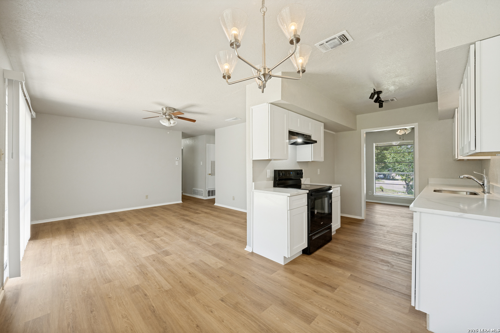 4240 Chestnuthill Drive — photo