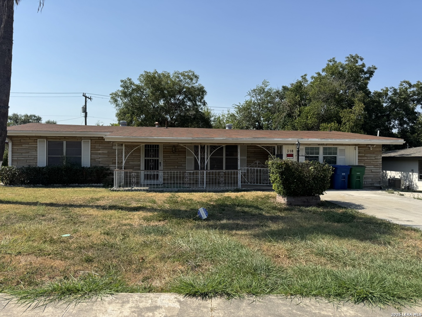 318 Rexford Drive — photo