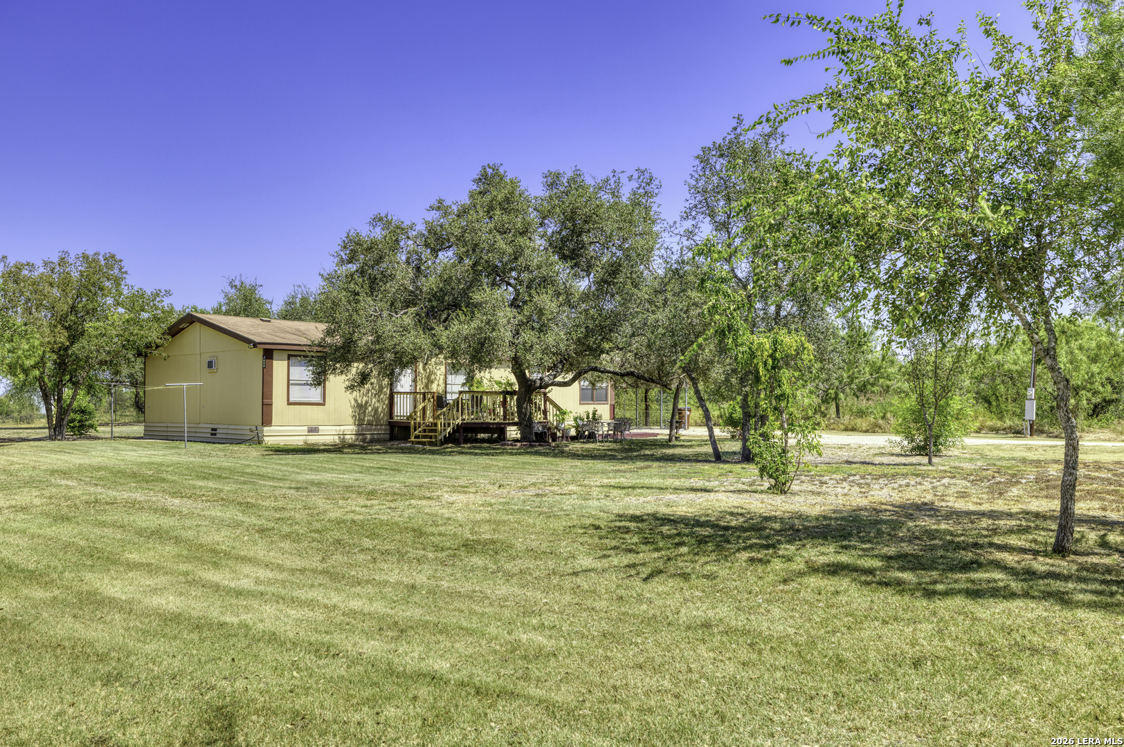 609 County Road 4647 — photo