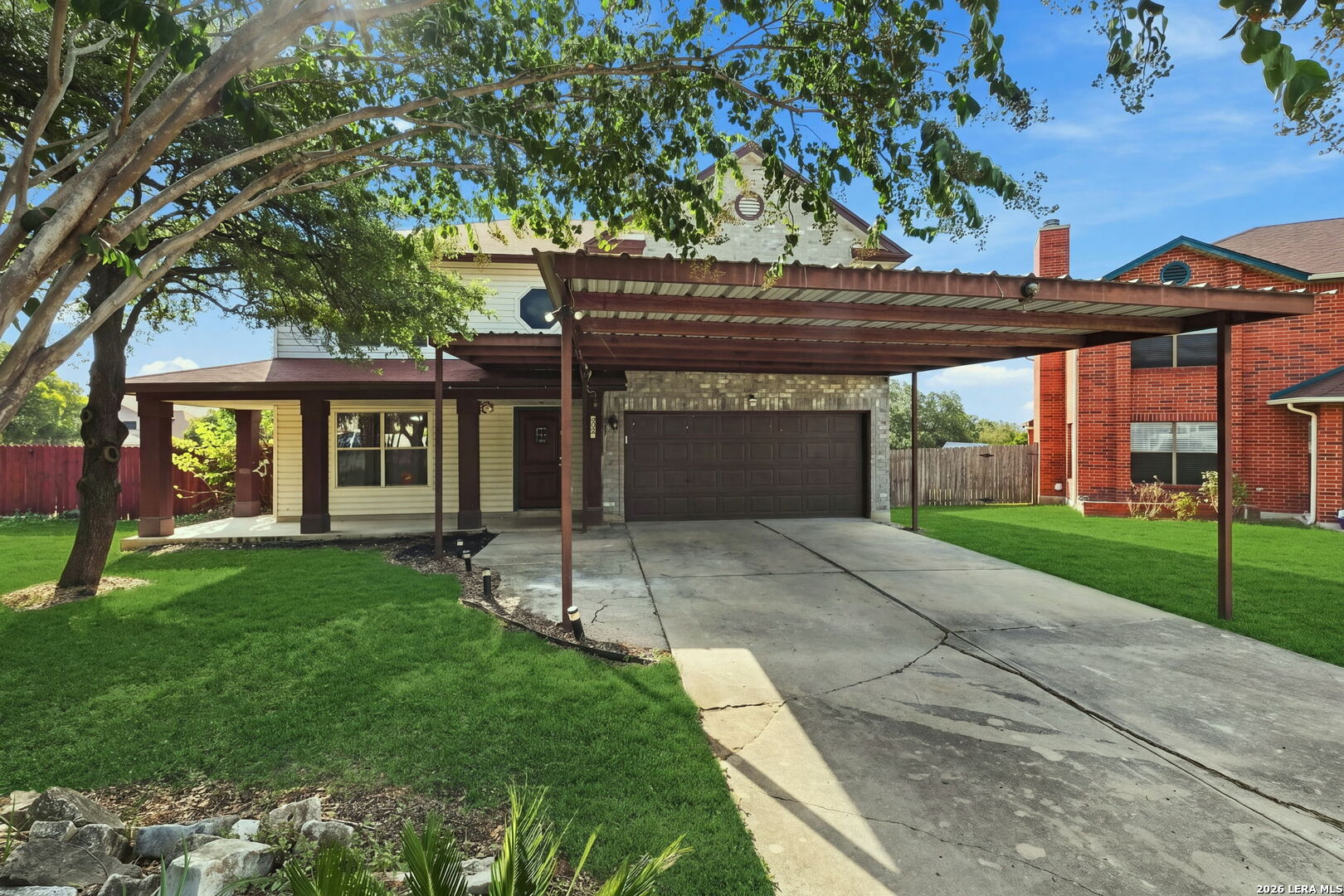 4215 Lakebend West Drive — photo