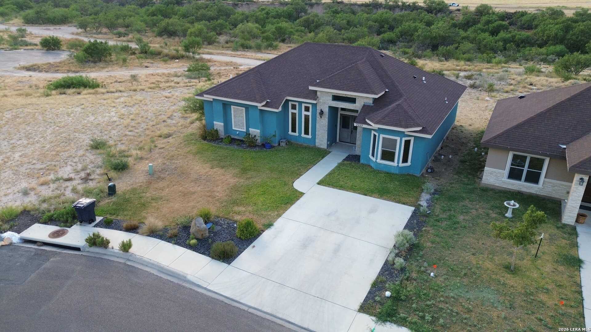 2337 Darlene, Eagle Pass, TX 78852 — photo 2