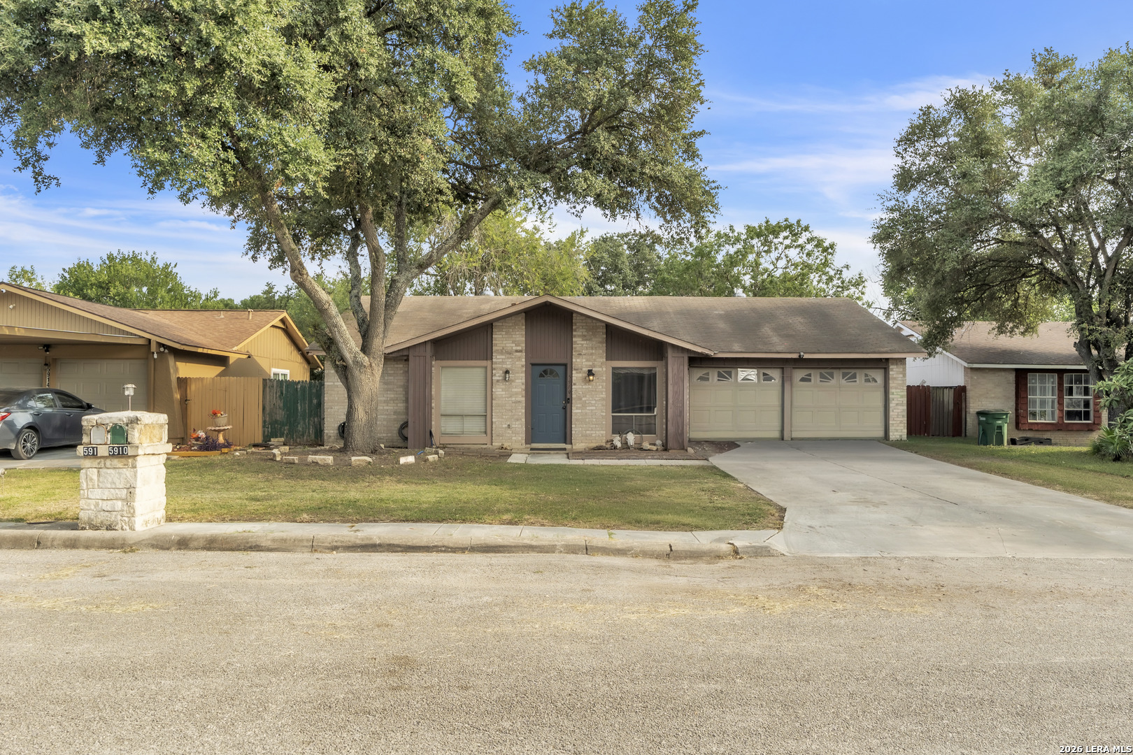5910 Lake Pines Street — photo