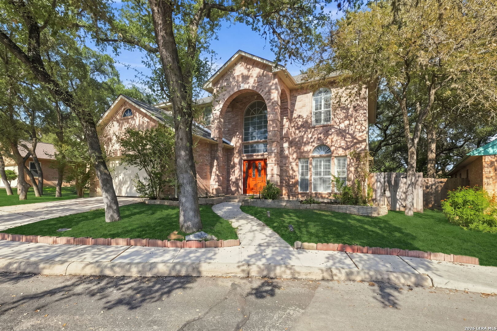 11106 Auburn Woods — photo