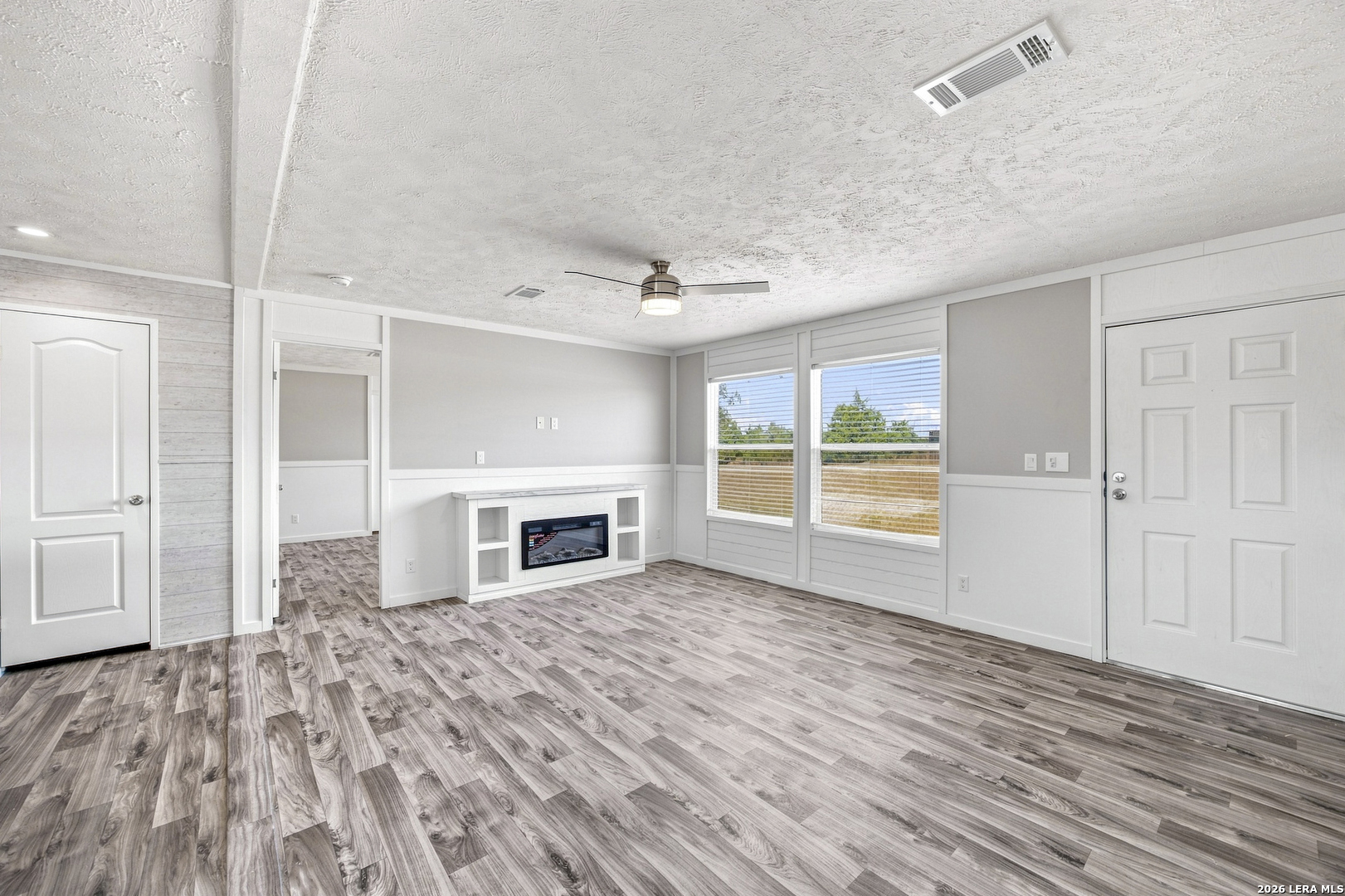 Home in Waelder, TX 78959 — photo 3