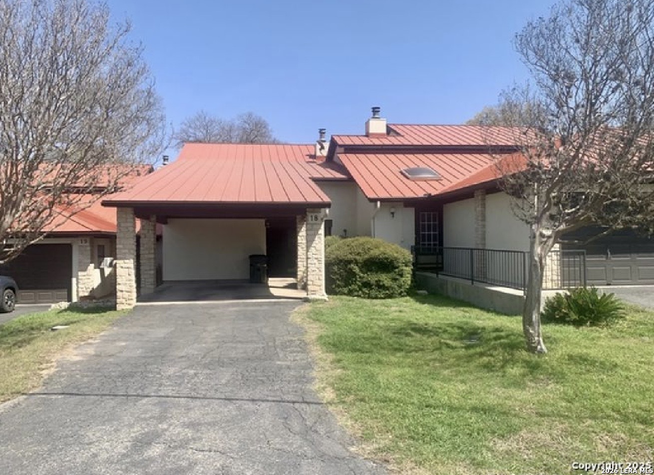 195 Gallagher Drive 18 — photo
