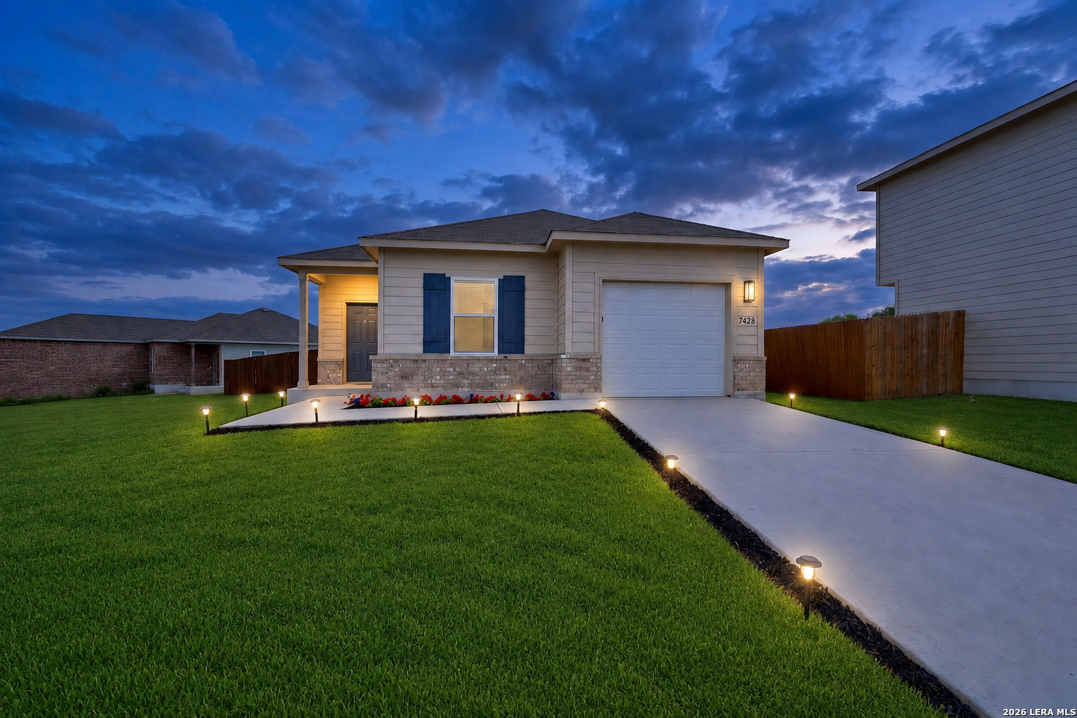 7428 Capstone Rdg — photo
