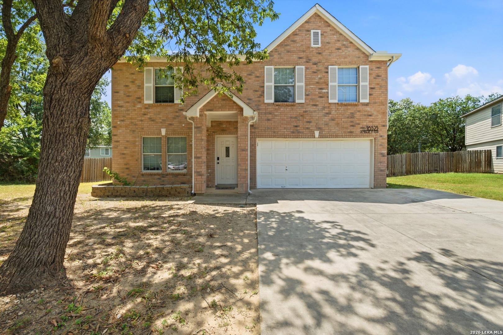 16523 Amberly Court — photo