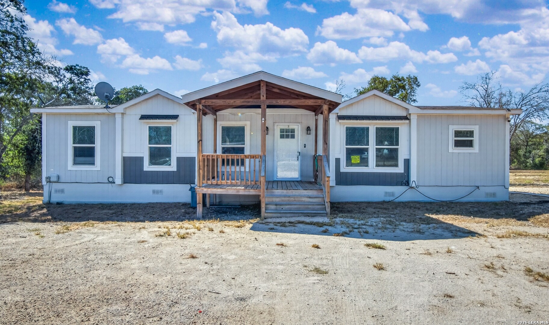209 Sandy Oaks Drive — photo