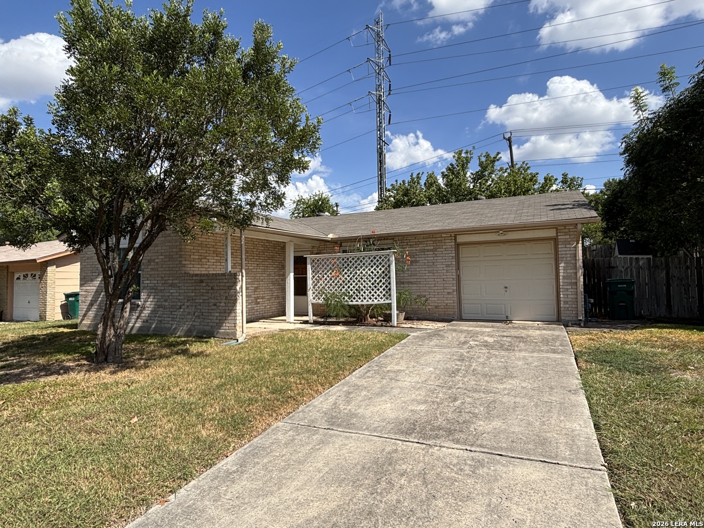 7514 Valley Oak Street — photo