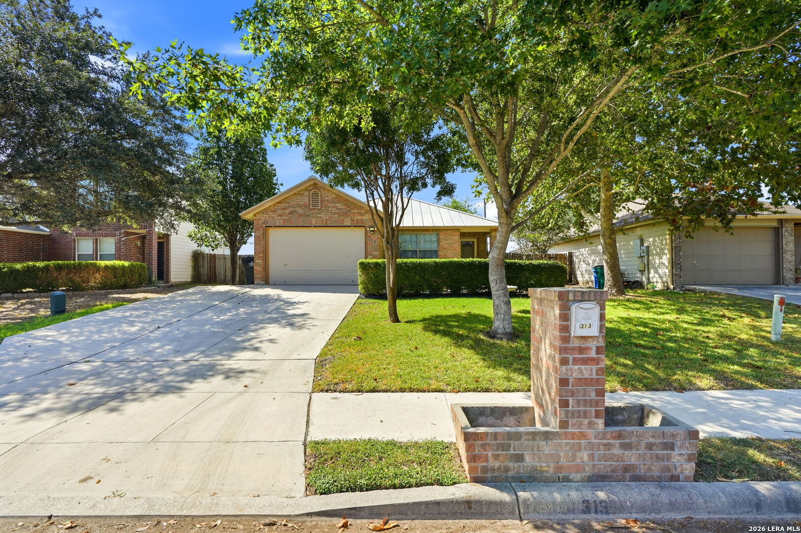 313 Chisholm Trail — photo