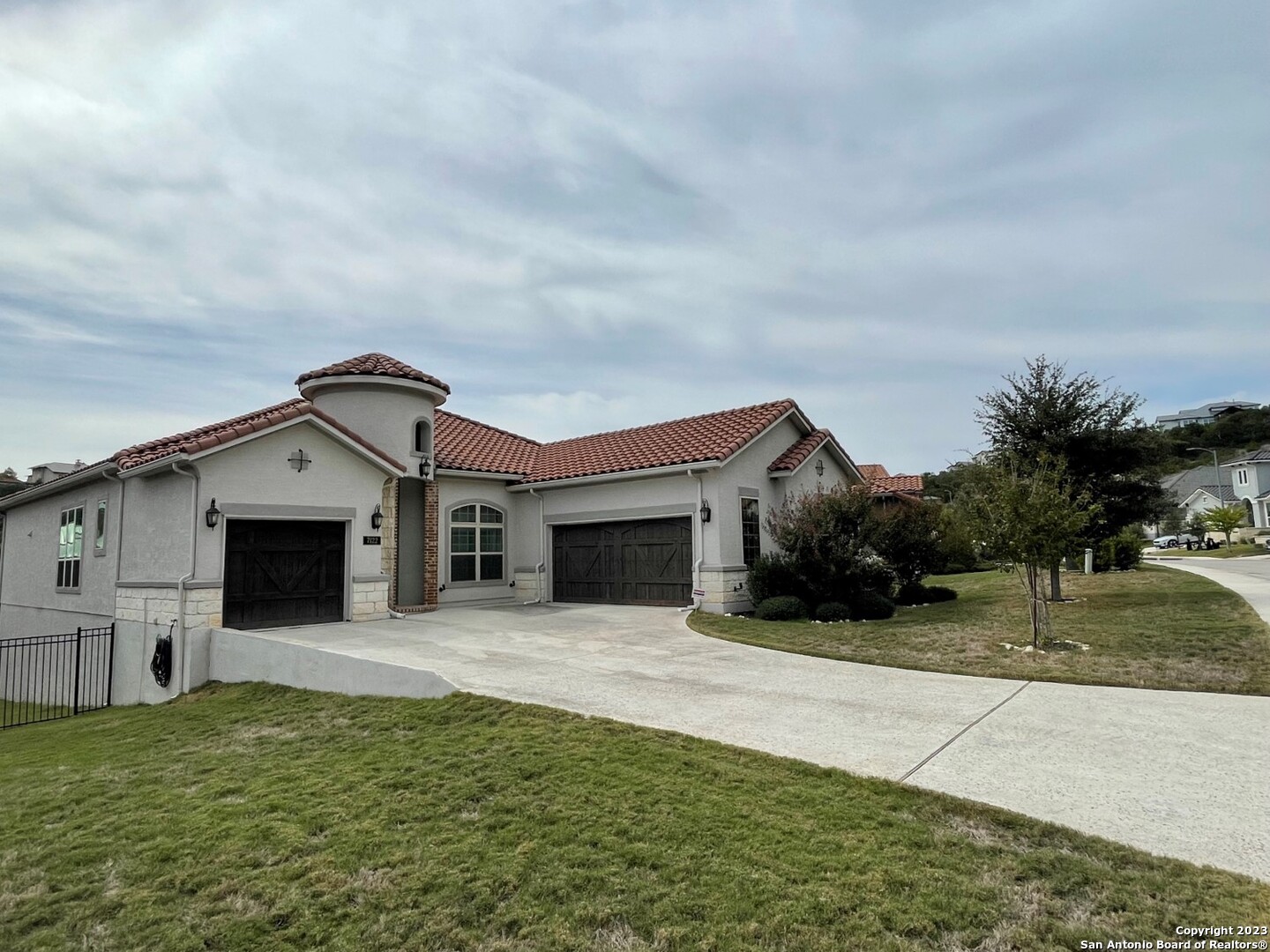 7122 Bella Blf — photo