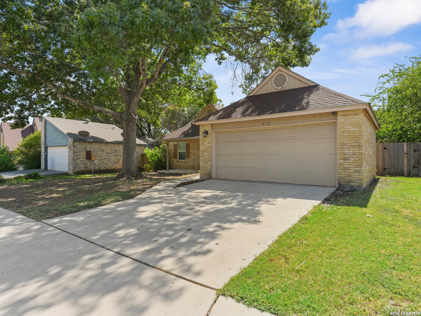 2721 Cedar Lane — photo