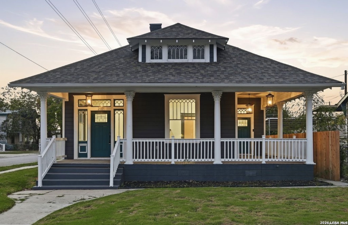 207 Loretta Place — photo