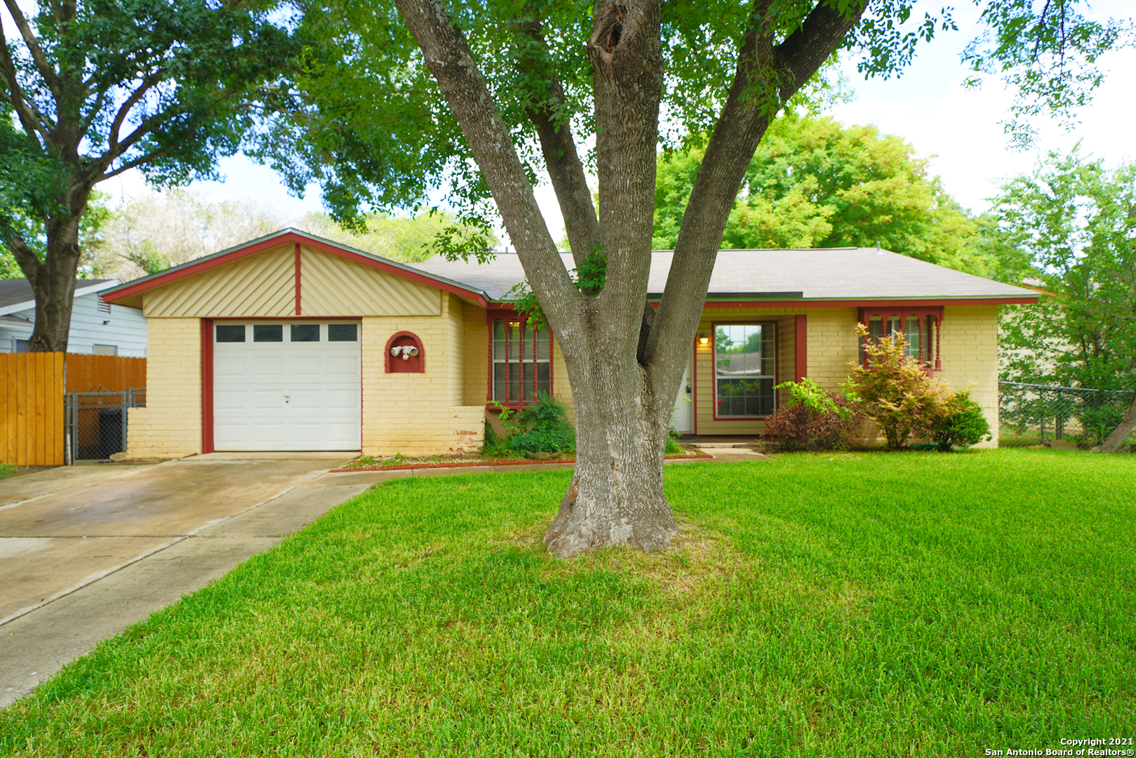 221 Judith Ann Drive — photo