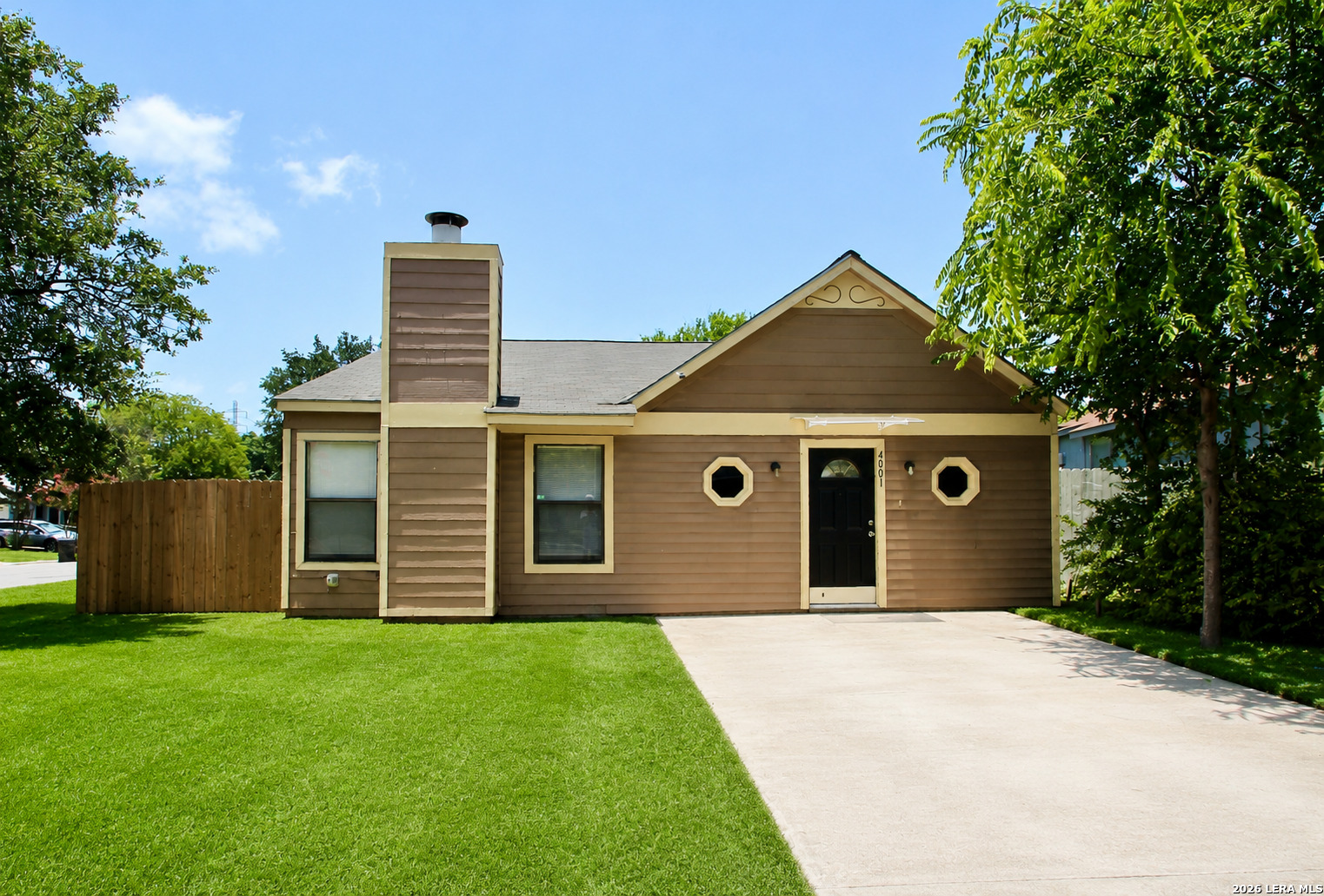 4001 Colonial Sun Drive — photo