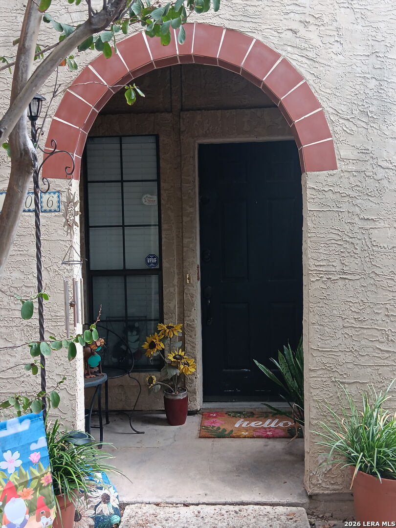 6100 Woodlake Parkway 106 — photo