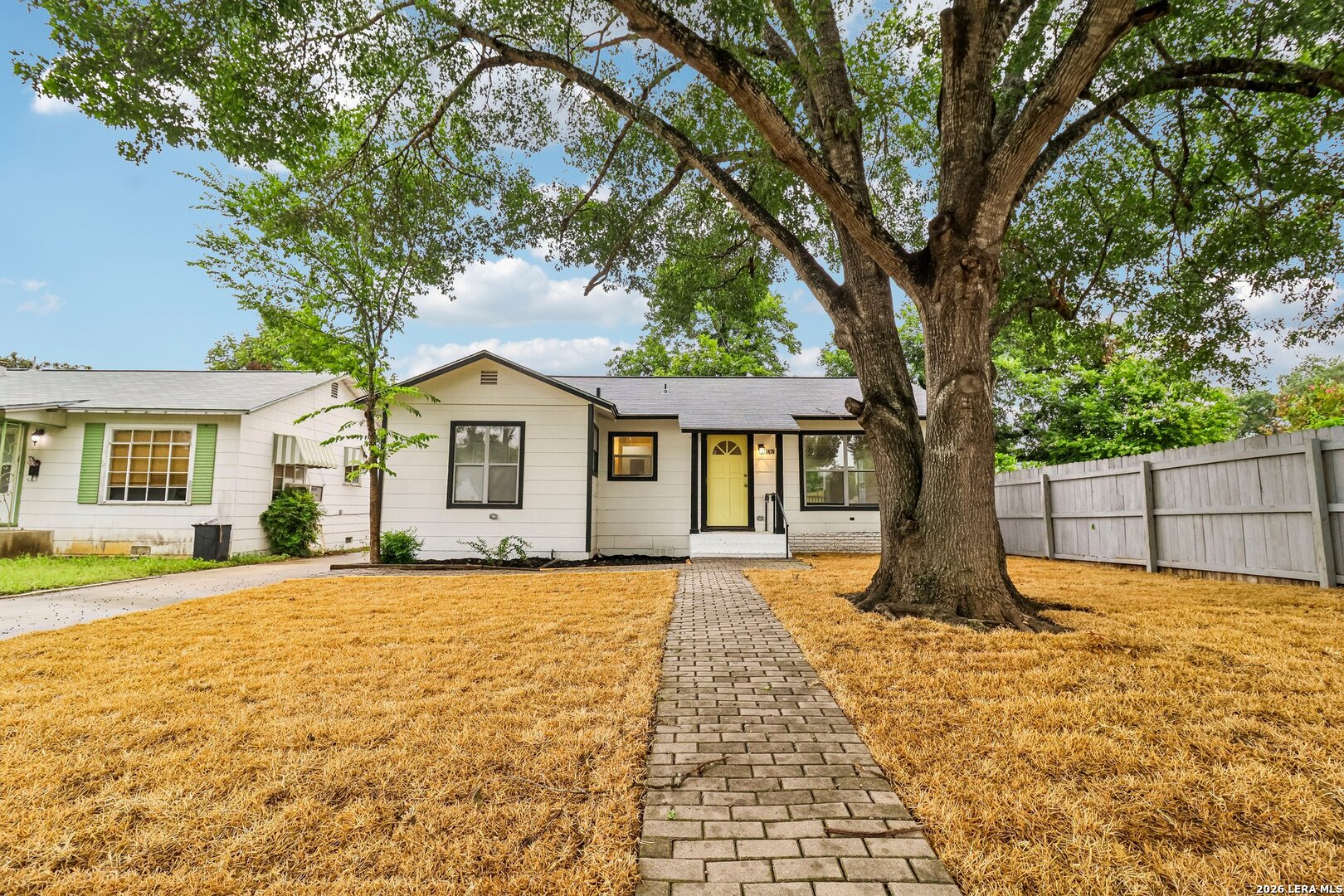 1410 Greer — photo