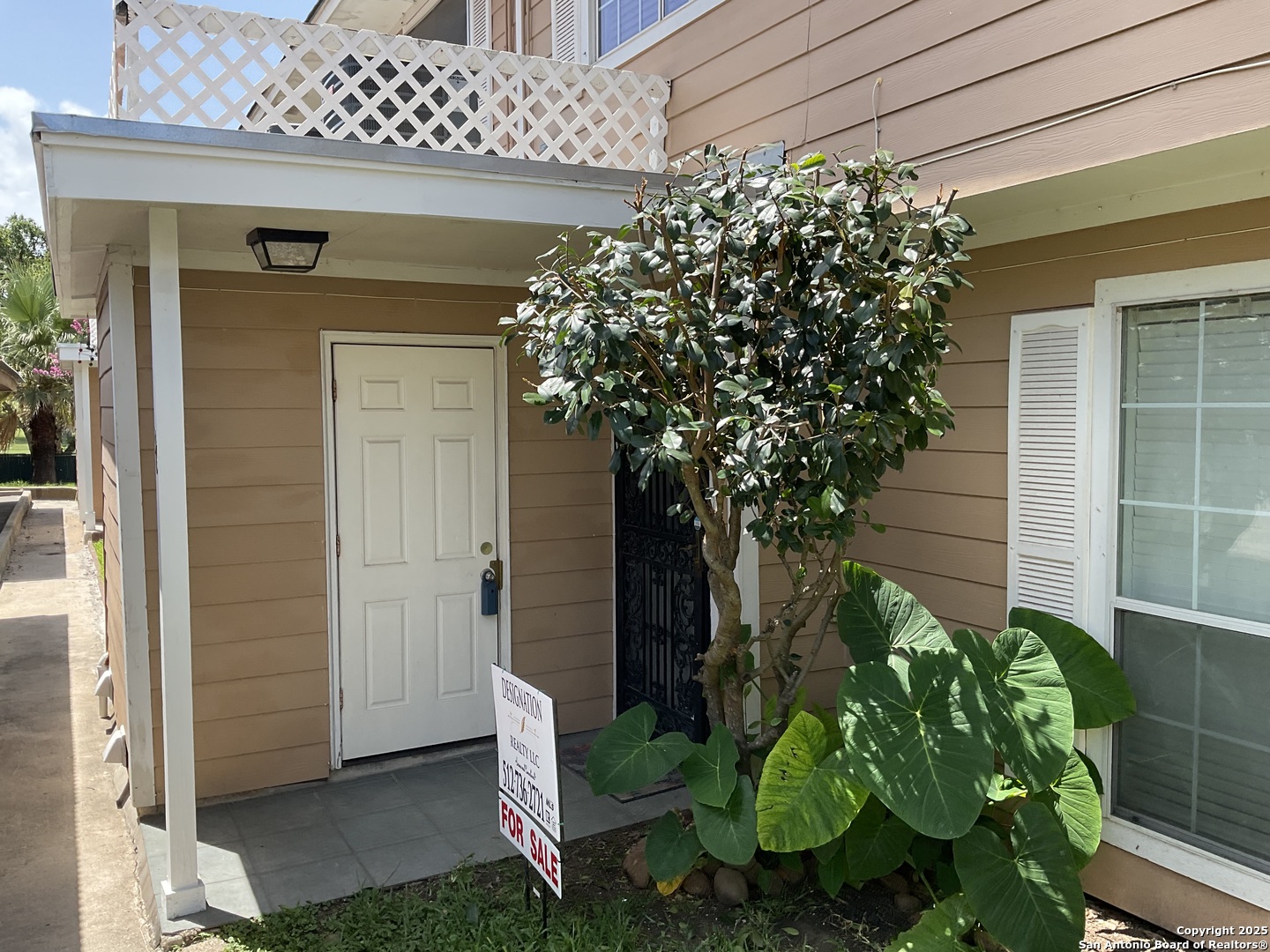 7322 Oak Manor 36 — photo