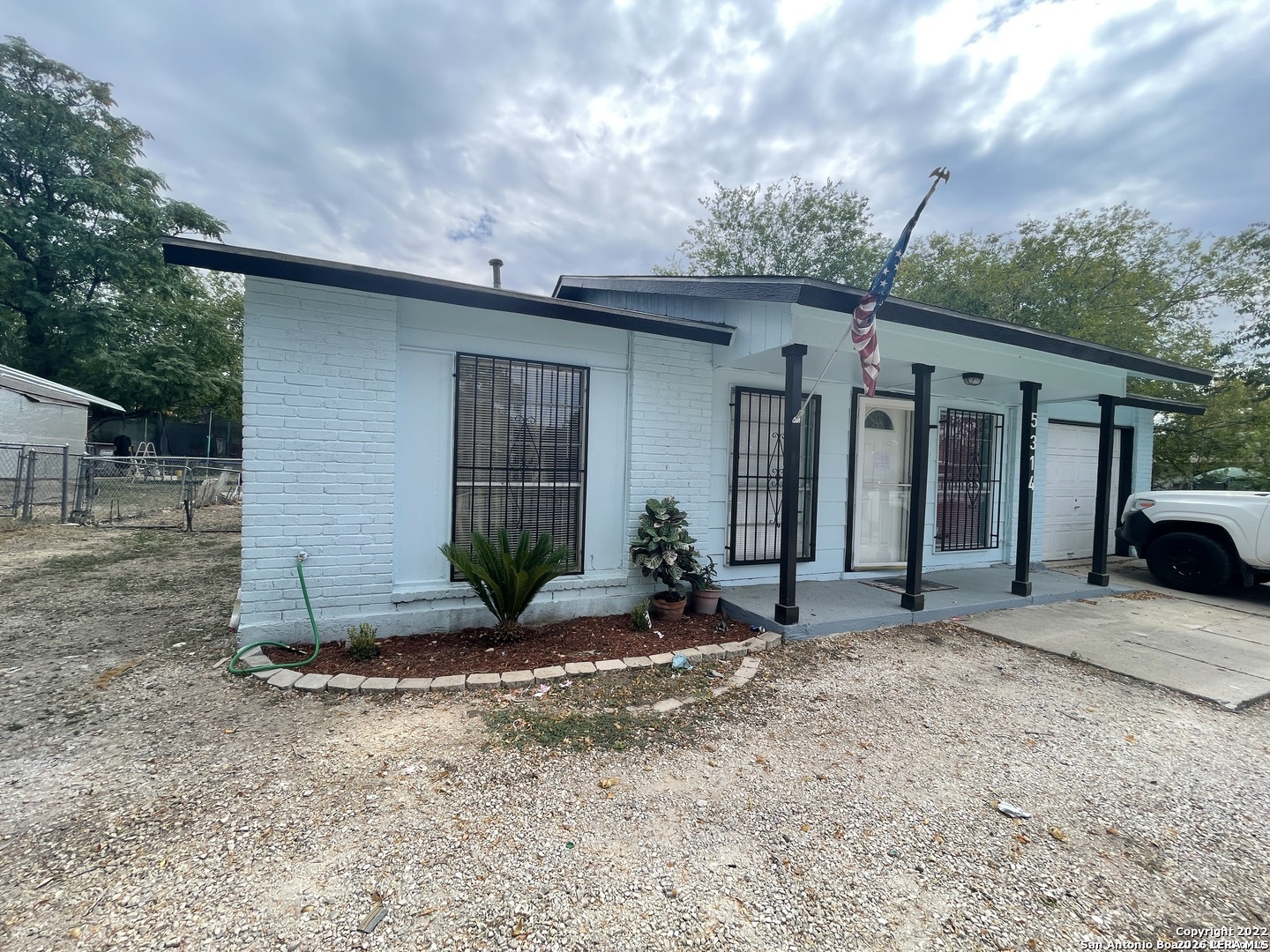 5314 Trading Post — photo