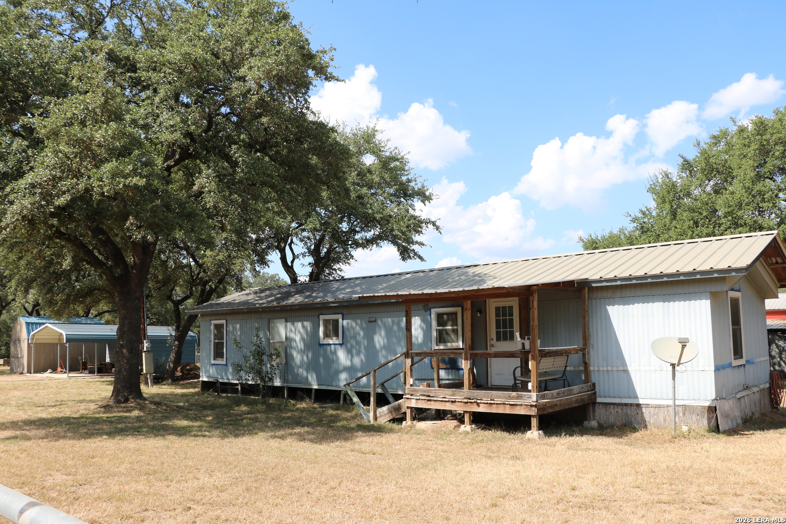 316 Oak Lawn Drive — photo