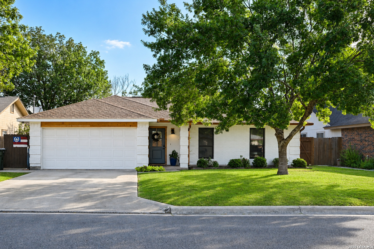 921 Seminole Drive — photo