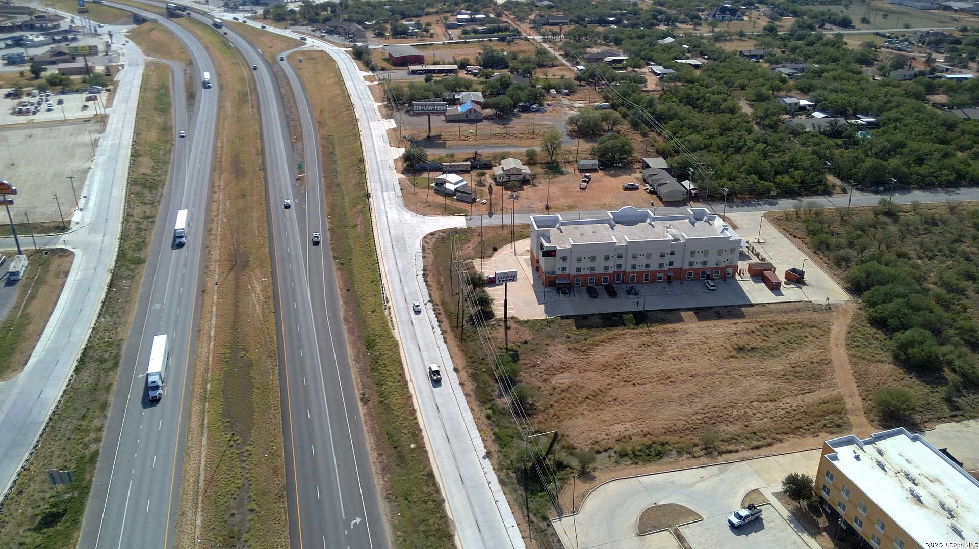 375 N Interstate 35, Cotulla, TX 78014 — photo 3