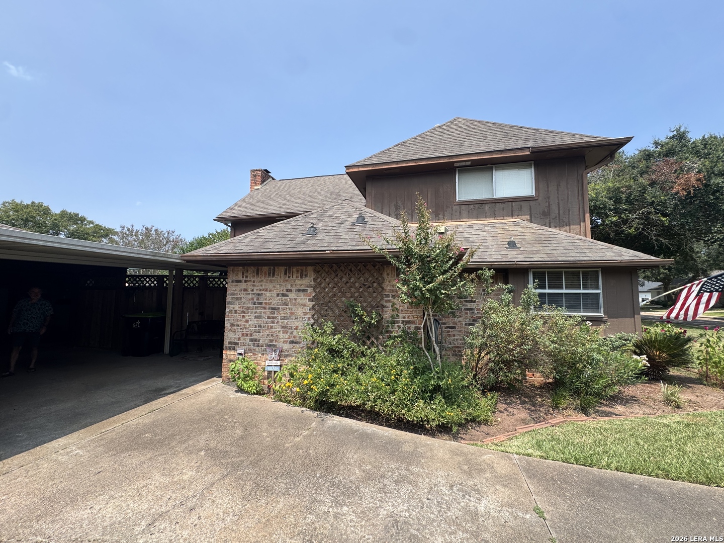 2016 Meadow Lane — photo