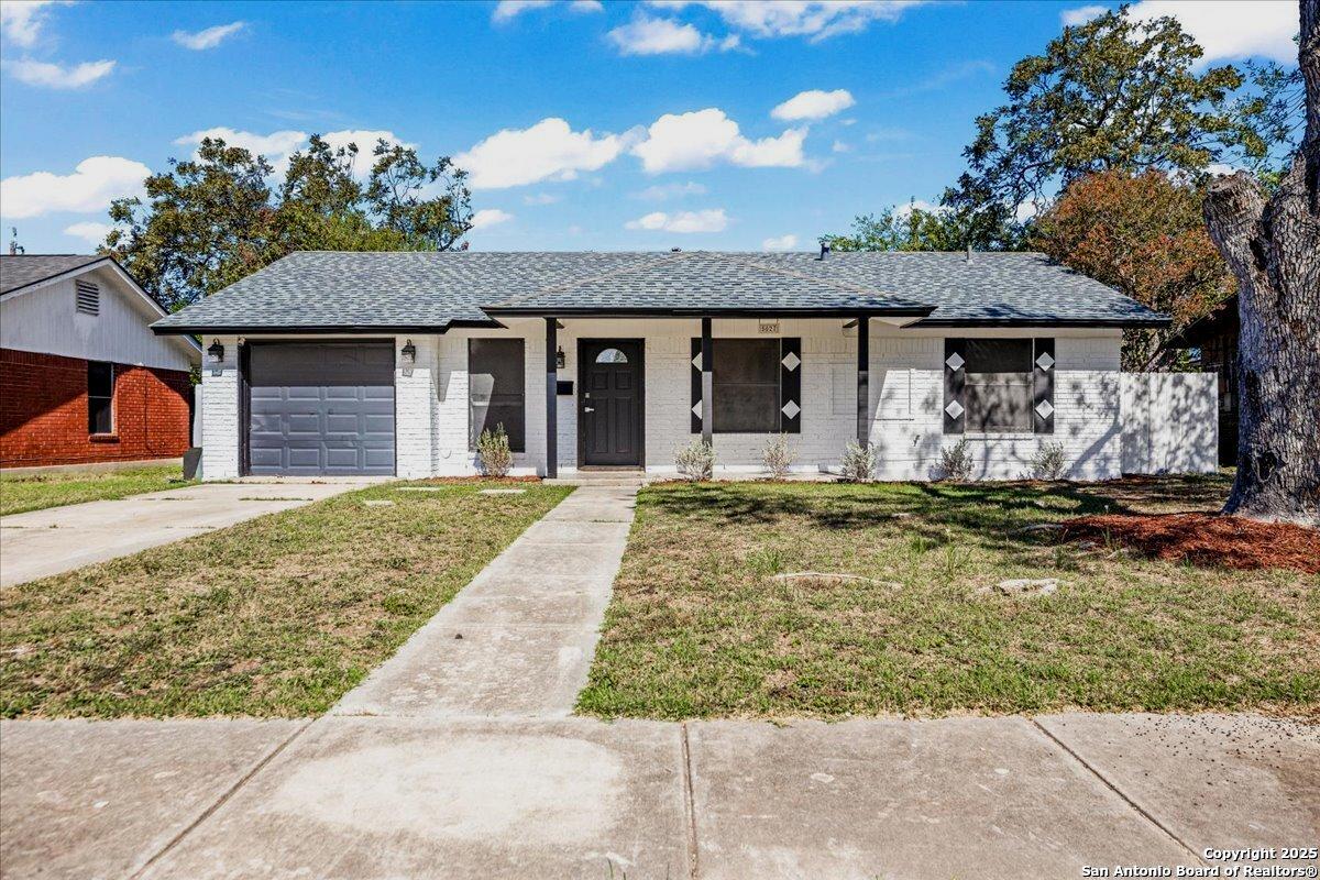 5027 Creekmoor Drive — photo