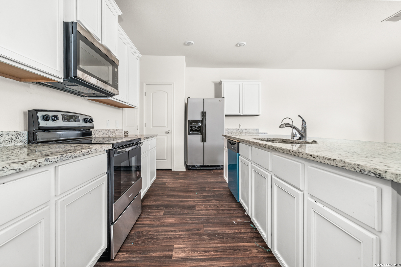 15114 Jetfire Point, Von Ormy, TX 78073 — photo 3