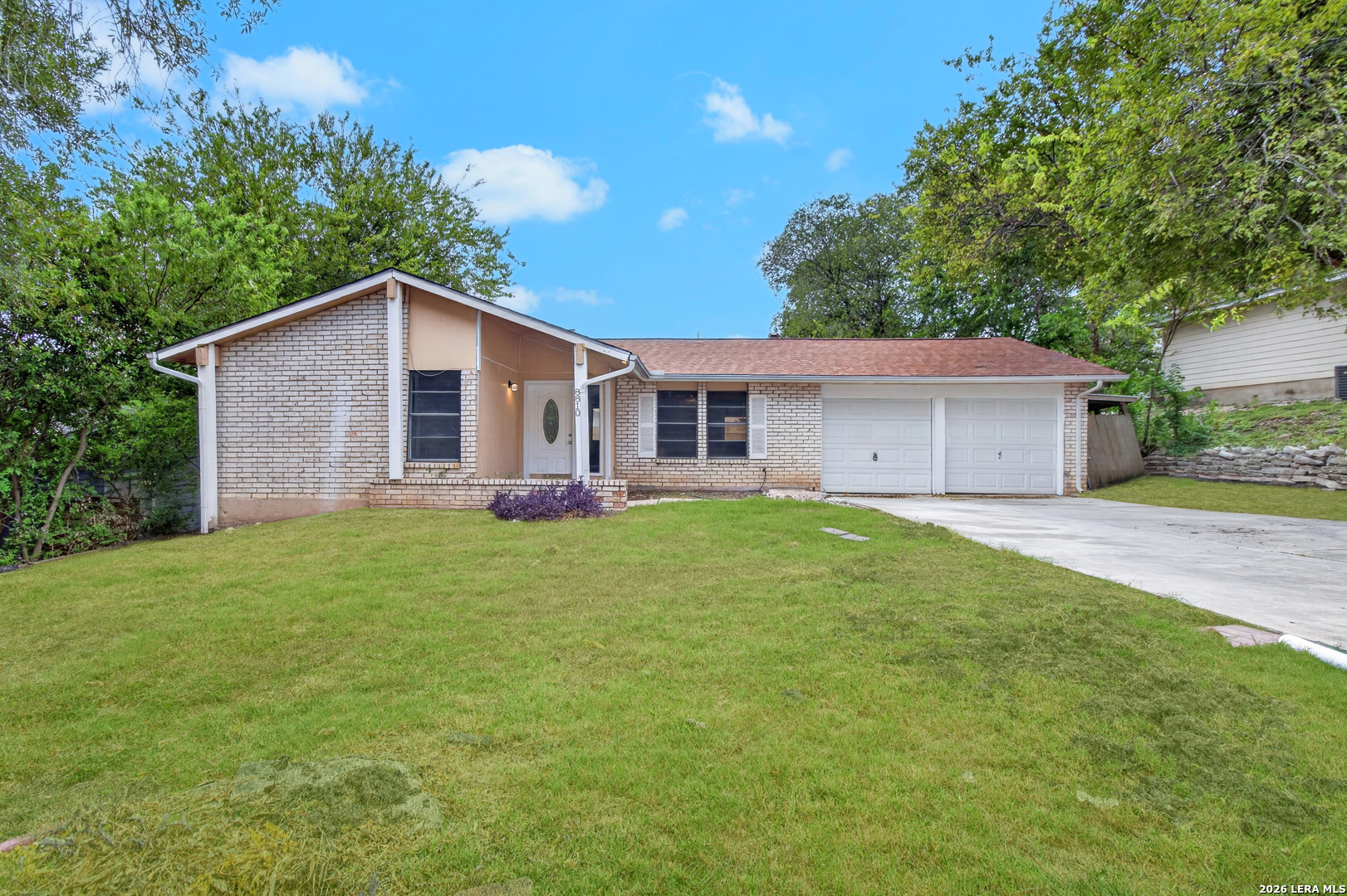 8810 Slumber Lane — photo