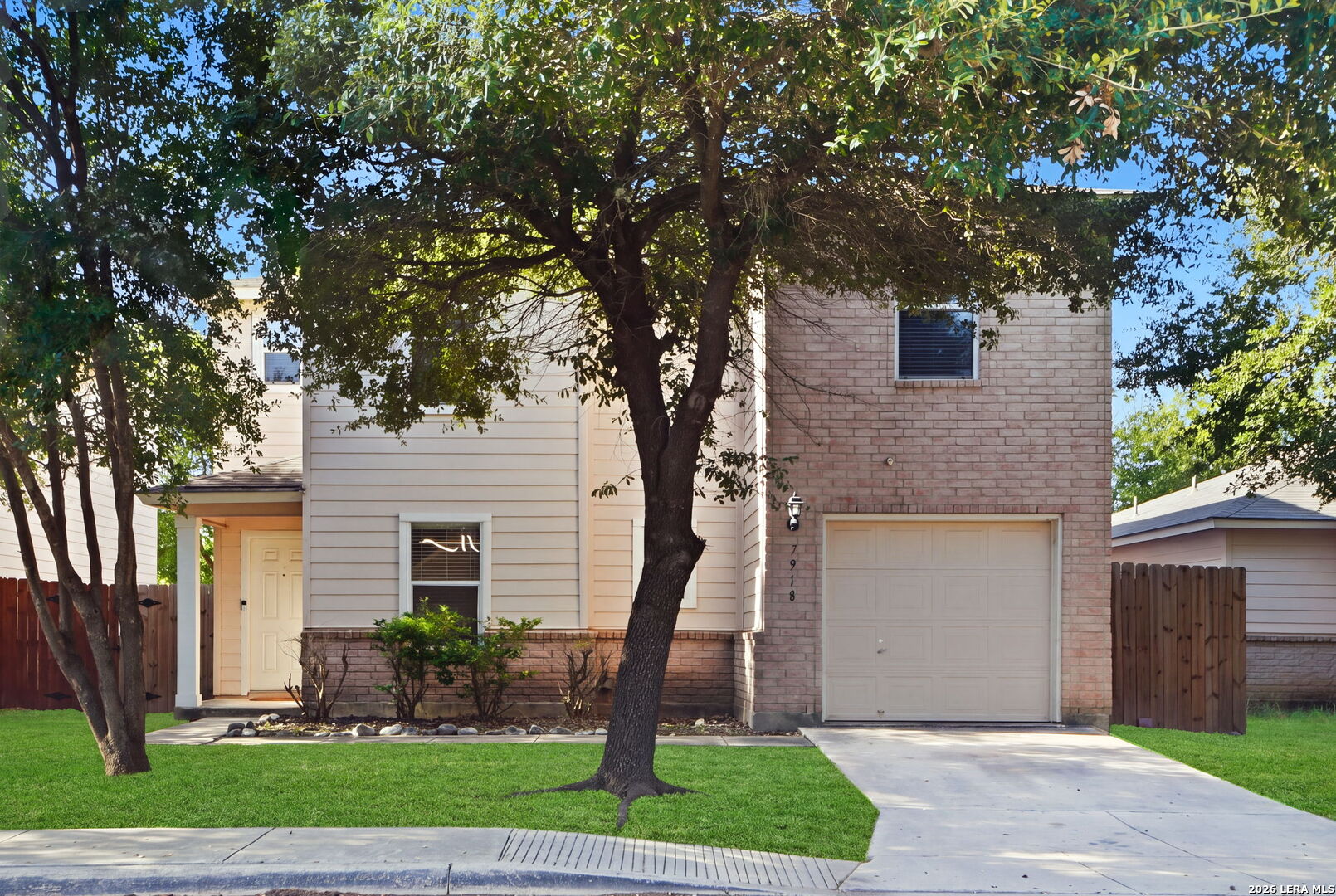 7918 Meadow Way Court — photo