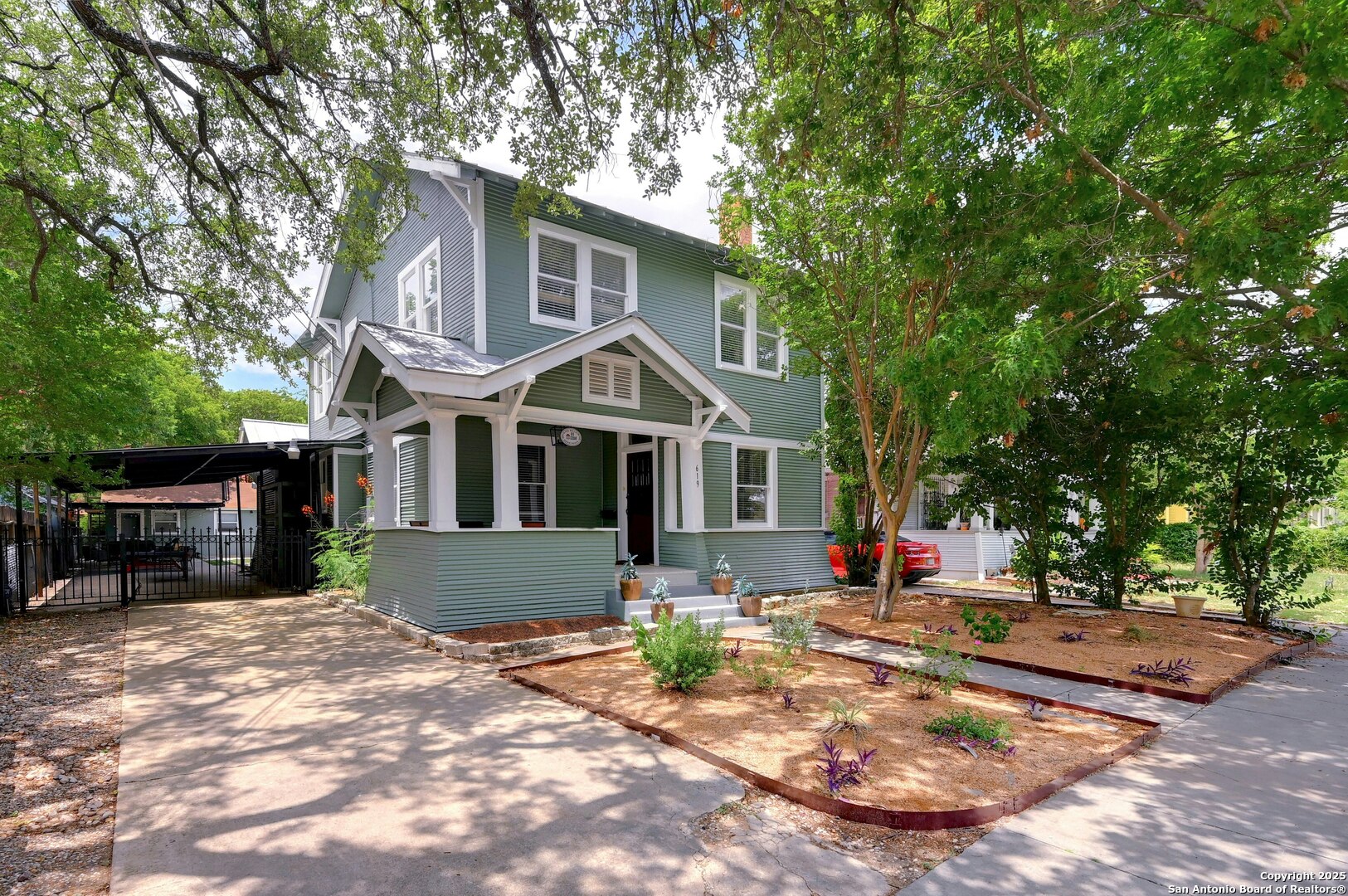 619 Cedar Street — photo