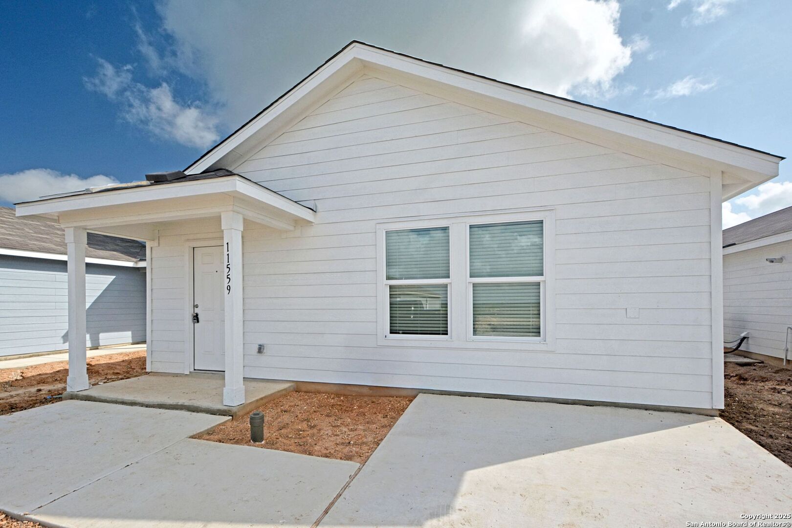 11559 Field Briar — photo