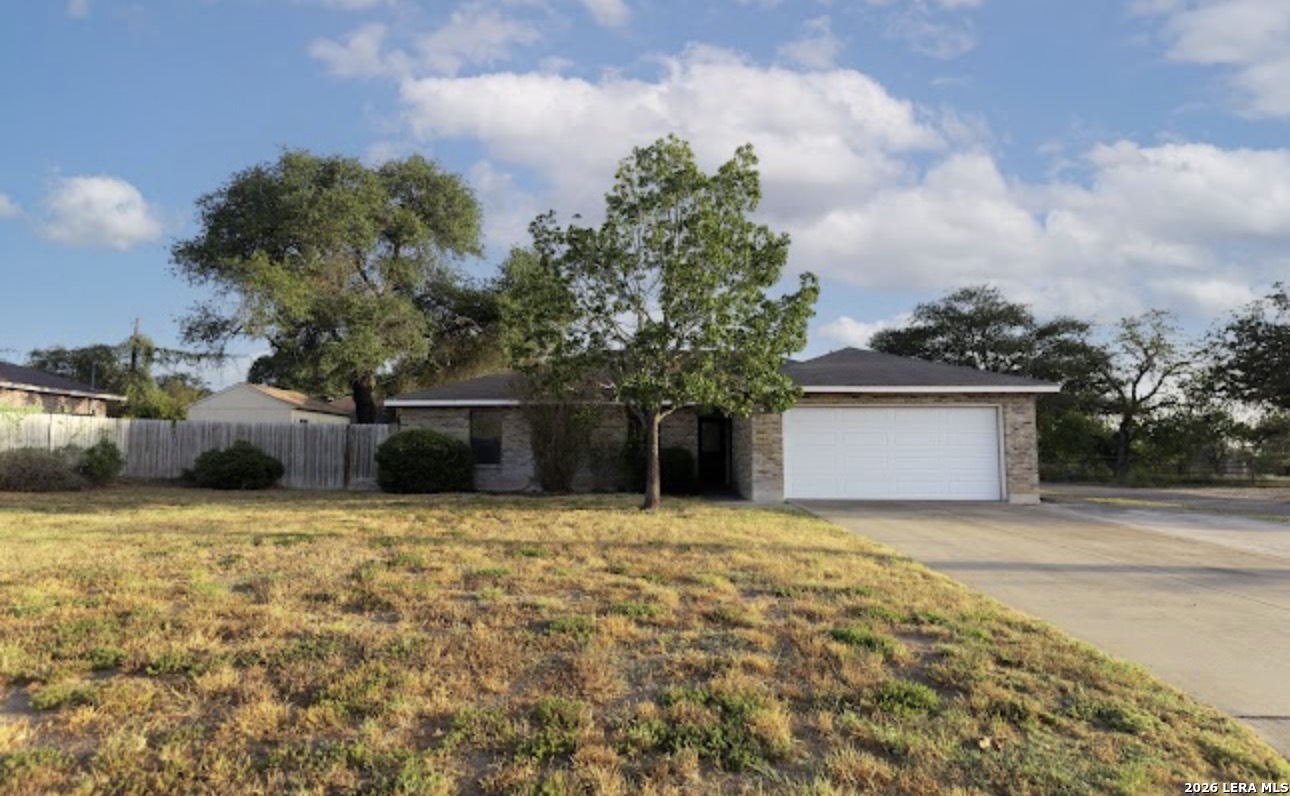 302 Bain Drive — photo