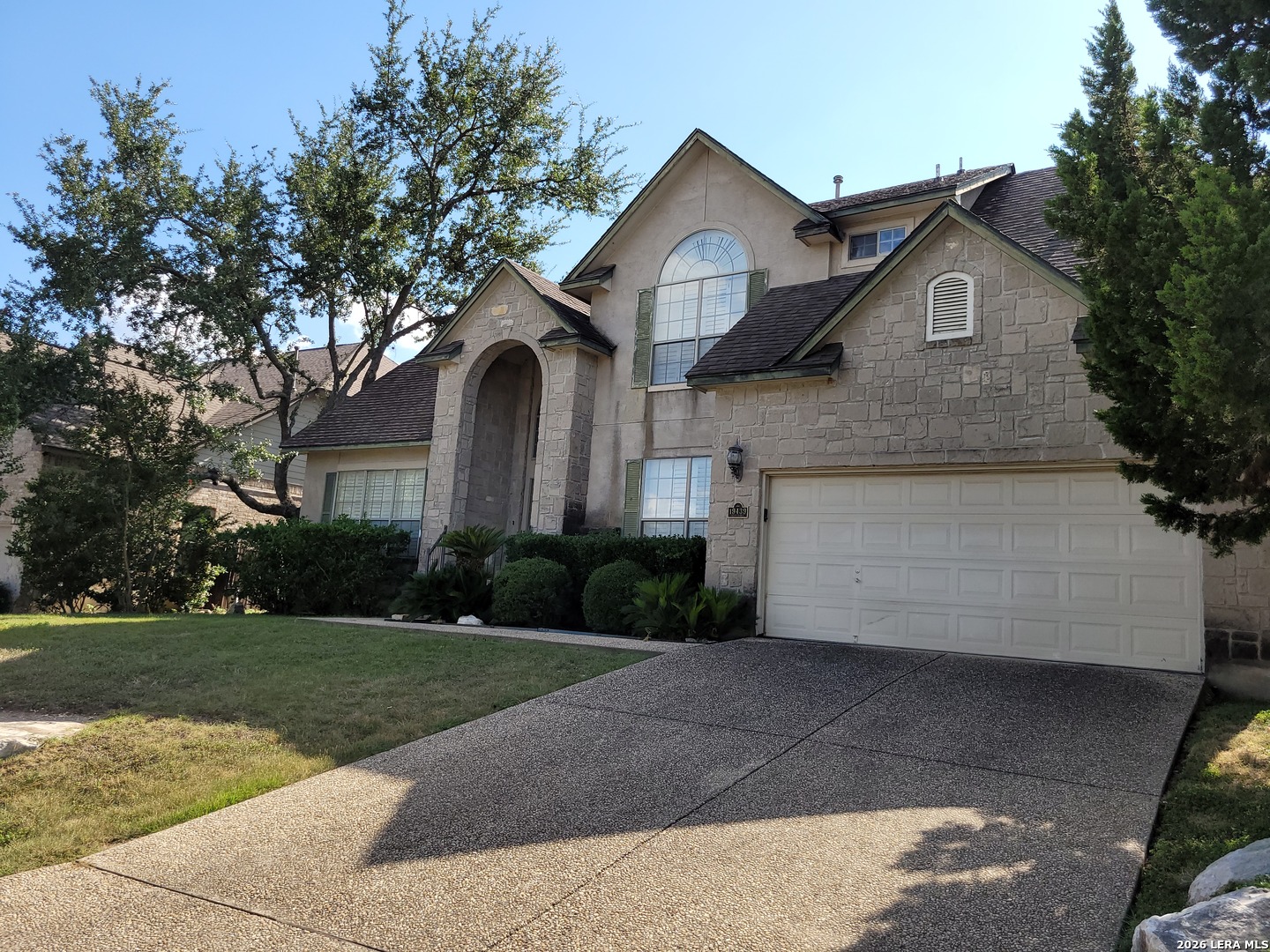 19439 Gran Roble — photo