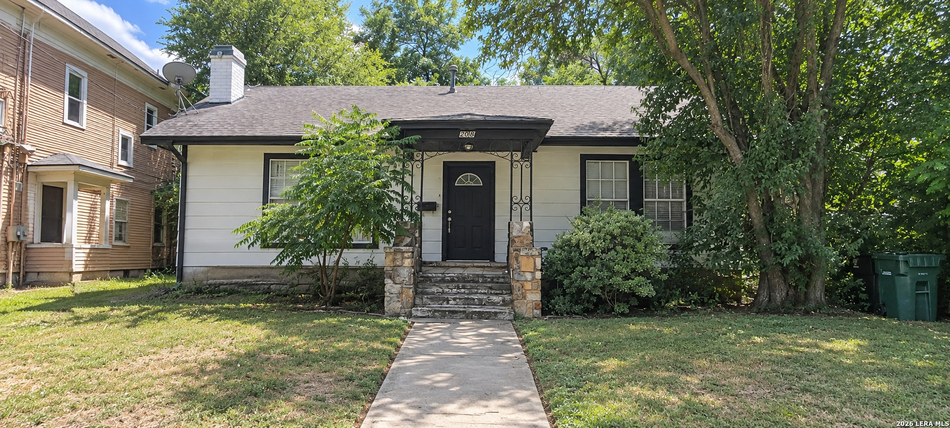 208 Eleanor Avenue — photo