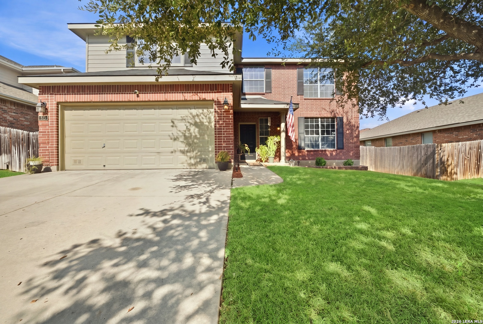 313 Moonlight Court — photo