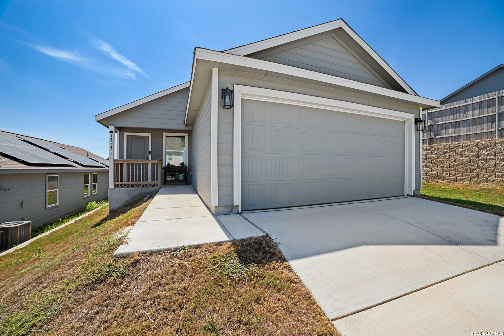 14246 Enfield Fls — photo