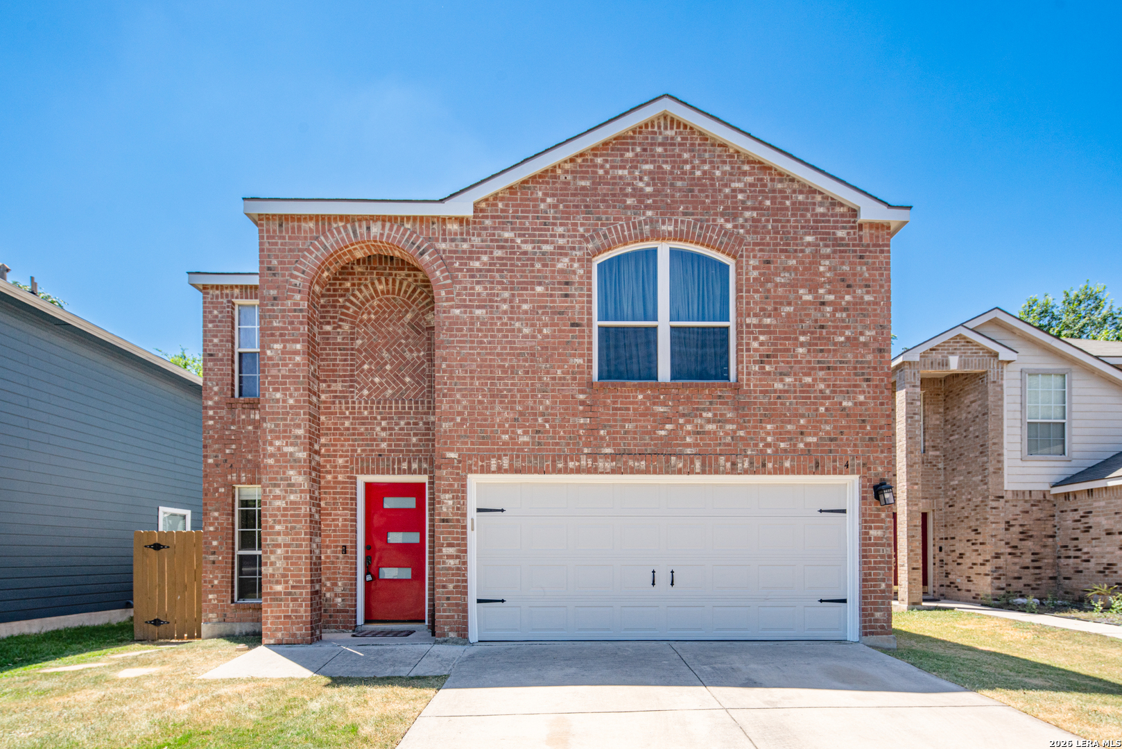 4 Brieley — photo