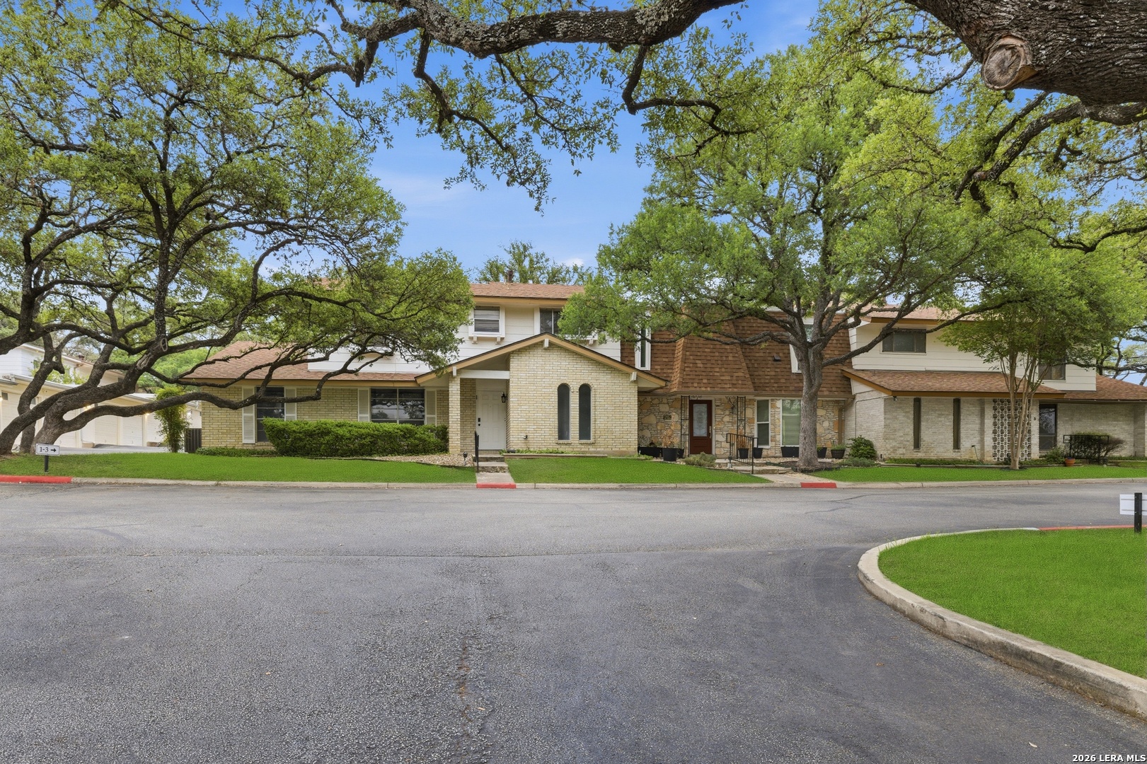 6106 Vance Jackson Road 1 — photo