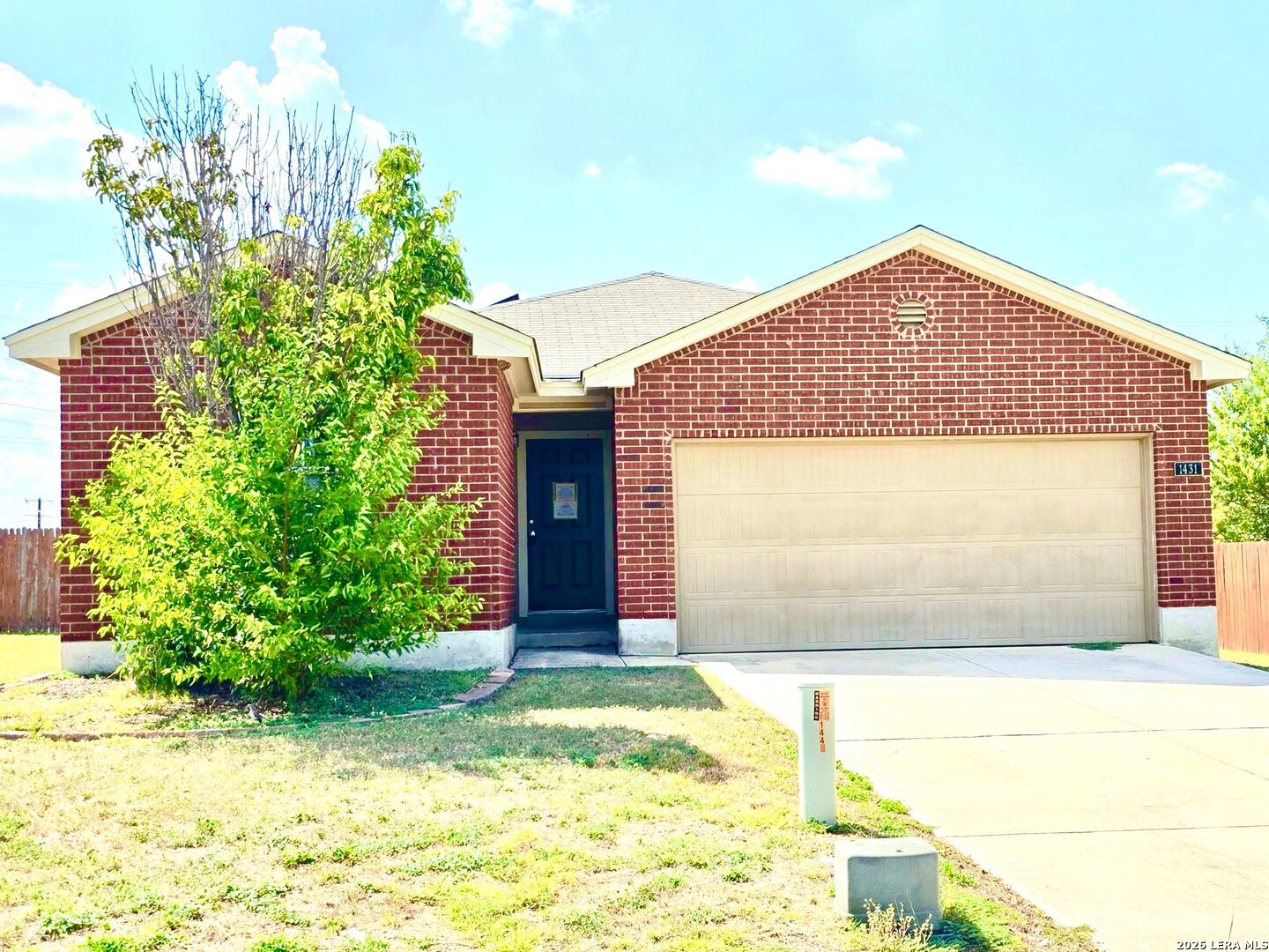 1431 Dove Bend — photo