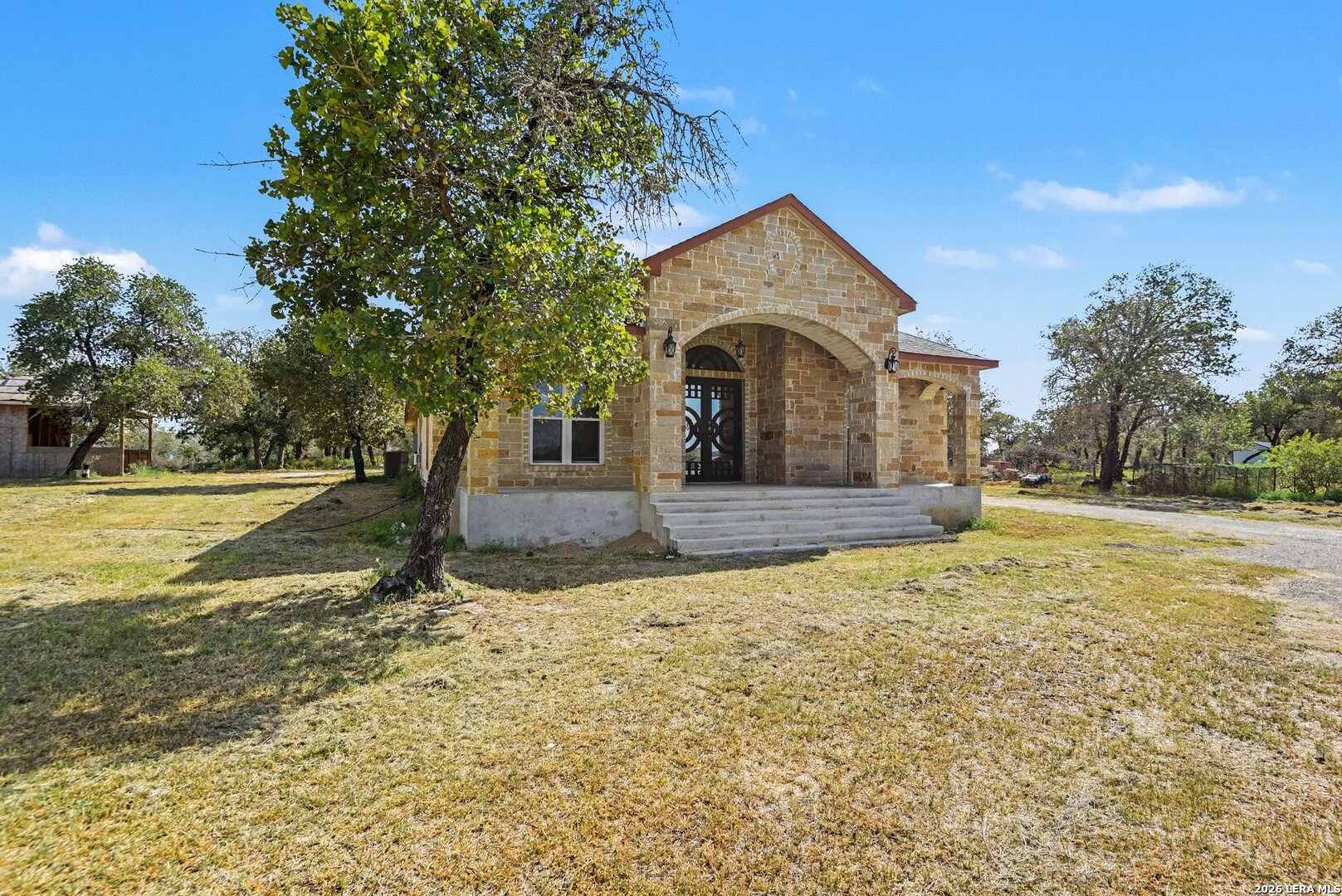 420 Highlands Loop, Poteet, TX 78065 — photo 2