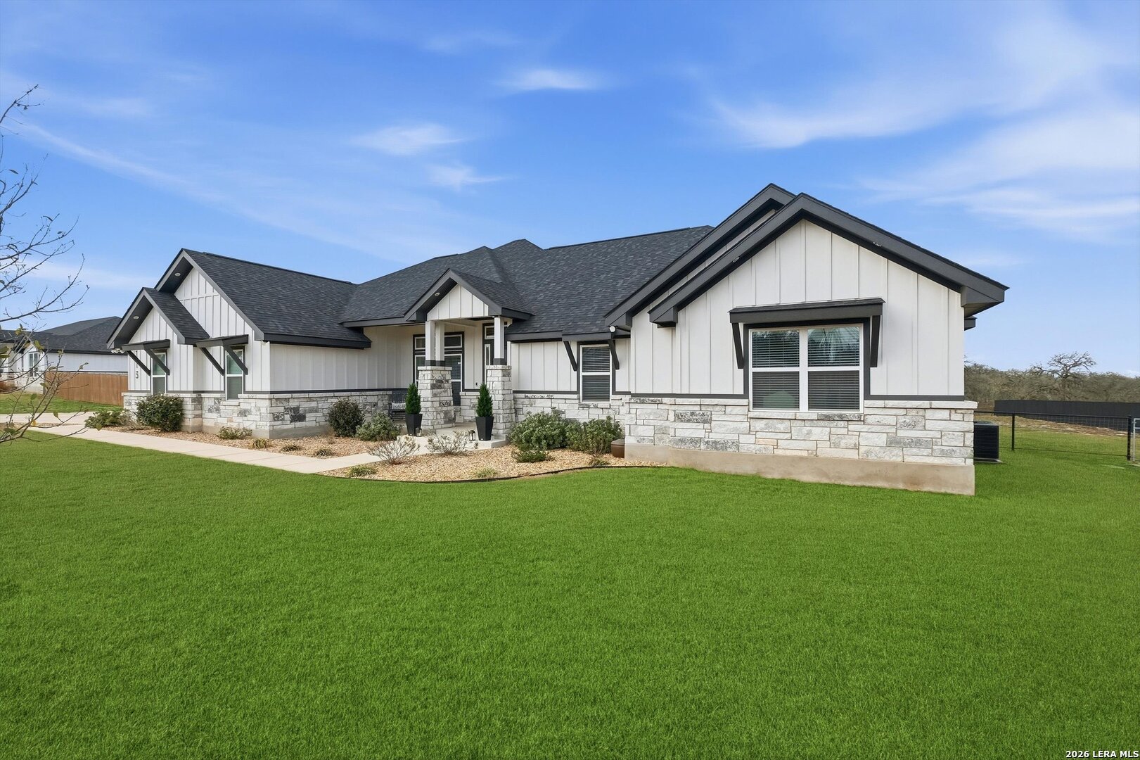 113 Hondo Drive — photo