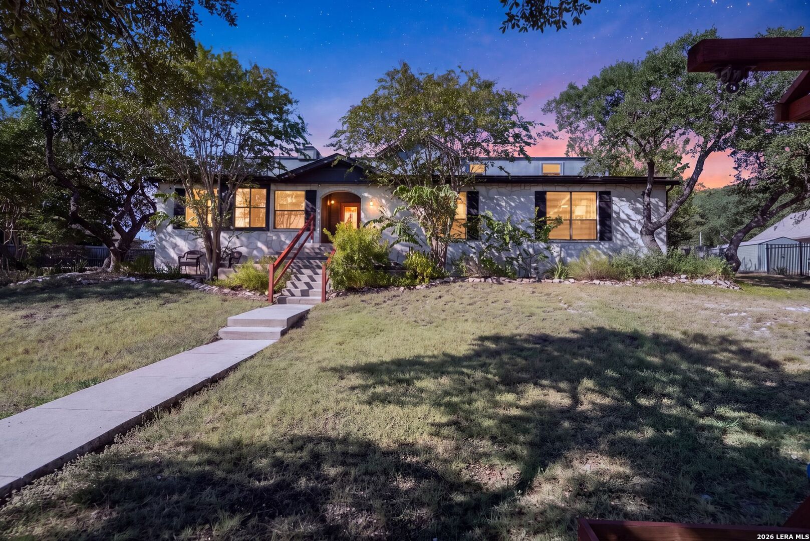 9915 Scenic Hills Drive — photo