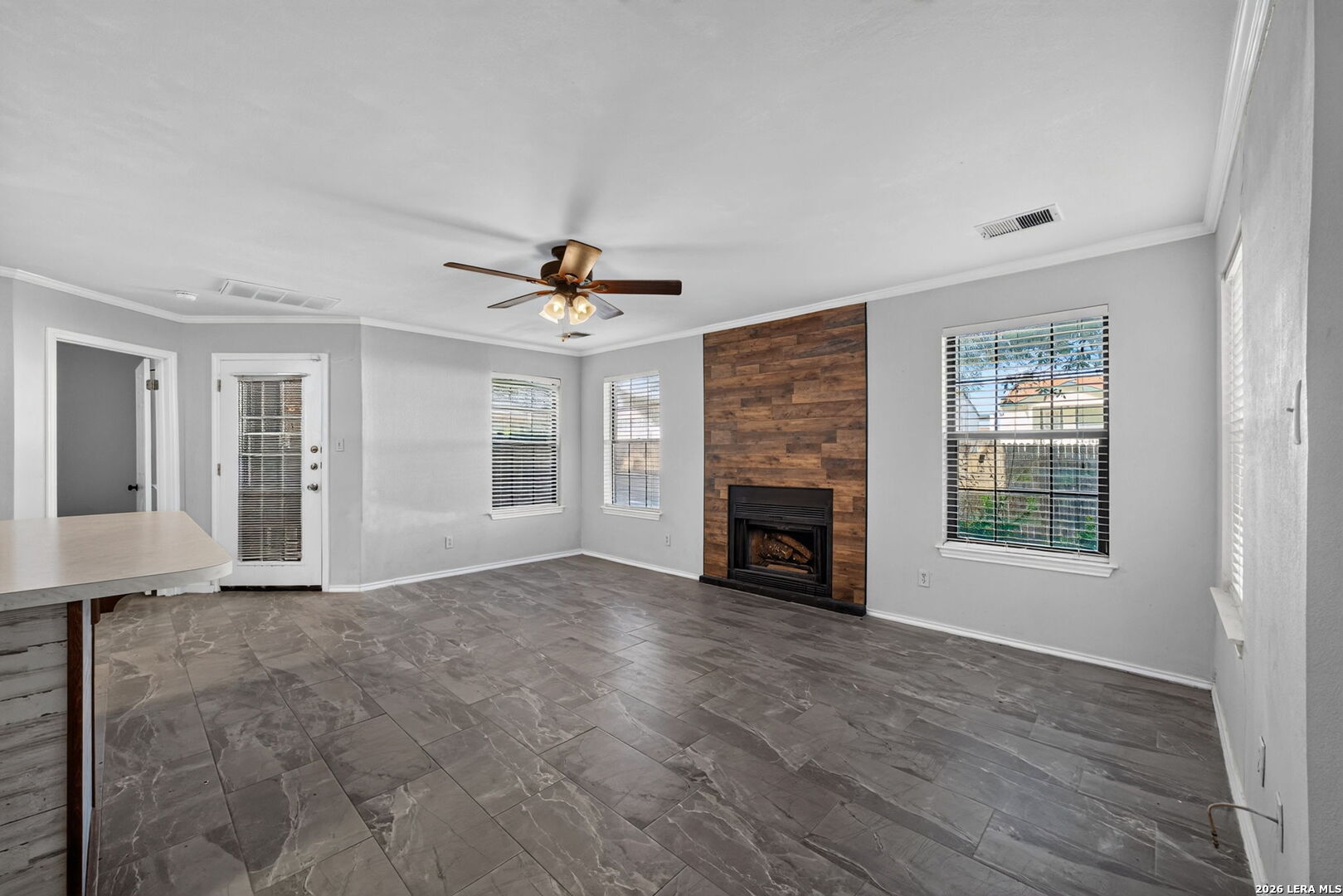 4803 Hamilton Wolfe Road 303 — photo