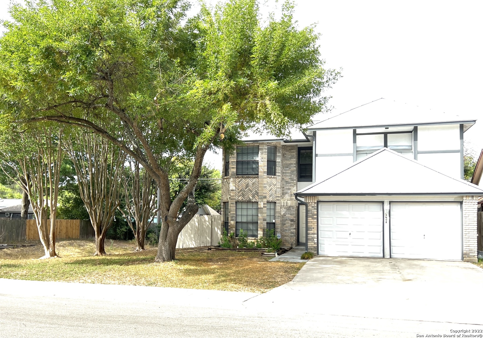 13902 Laurel Hollow Drive — photo