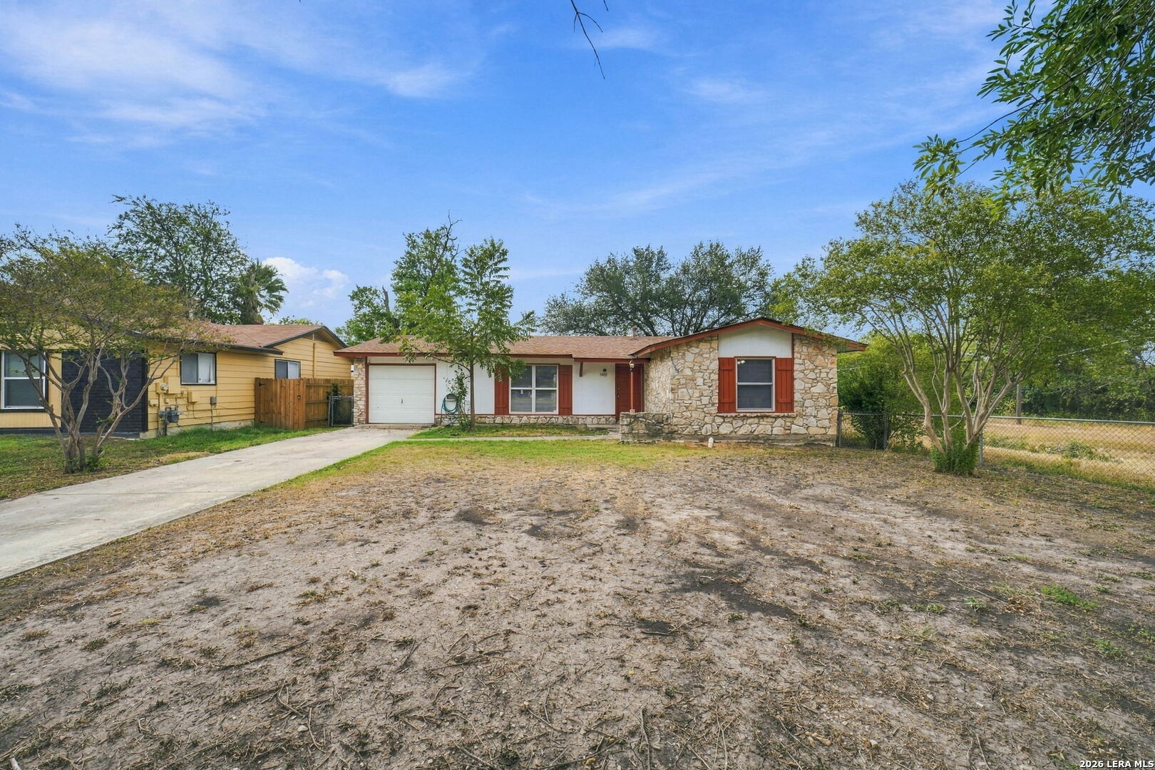 5402 Lake Grove Drive — photo