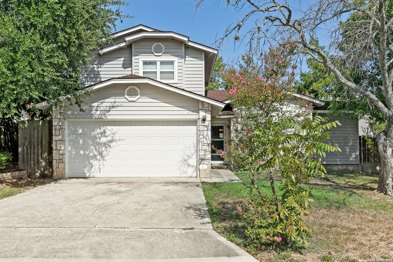 619 Cypresscliff Drive — photo